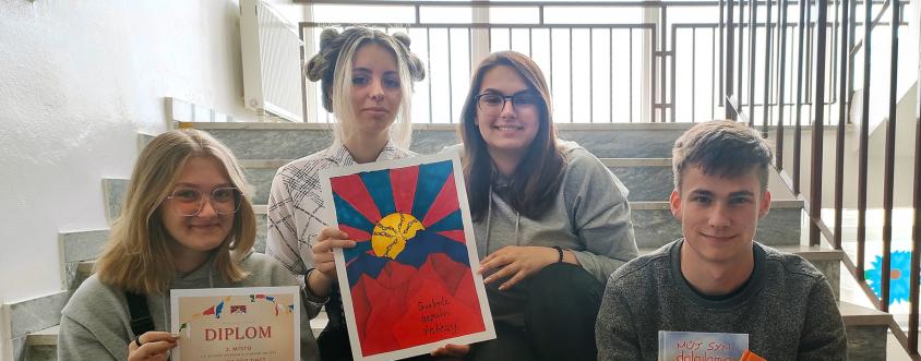 Studenti oboru Grafický design a podnikání bodovali v soutěži kampaně „Vlajka pro Tibet“